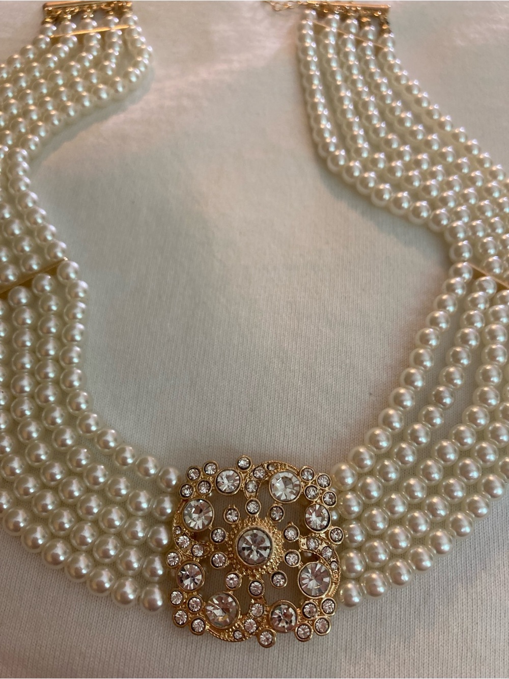 Multi Strands Vintage Faux Pearls Choker Necklace